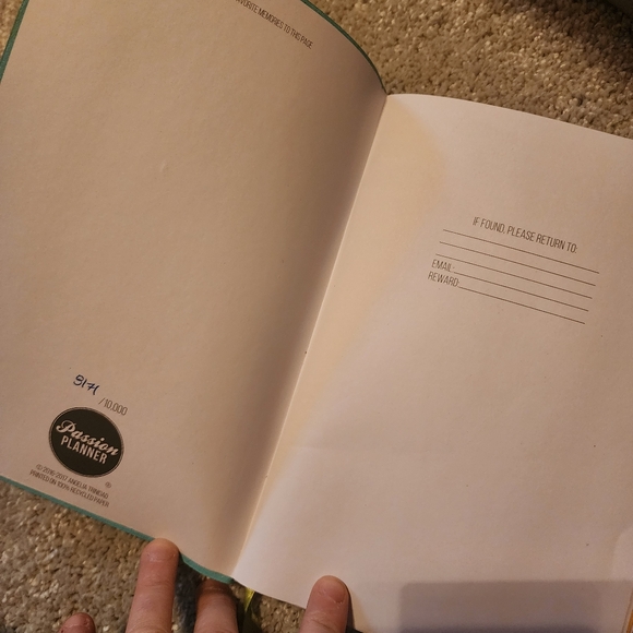 Passion planner (fill in the date) *rare* - Picture 3 of 5